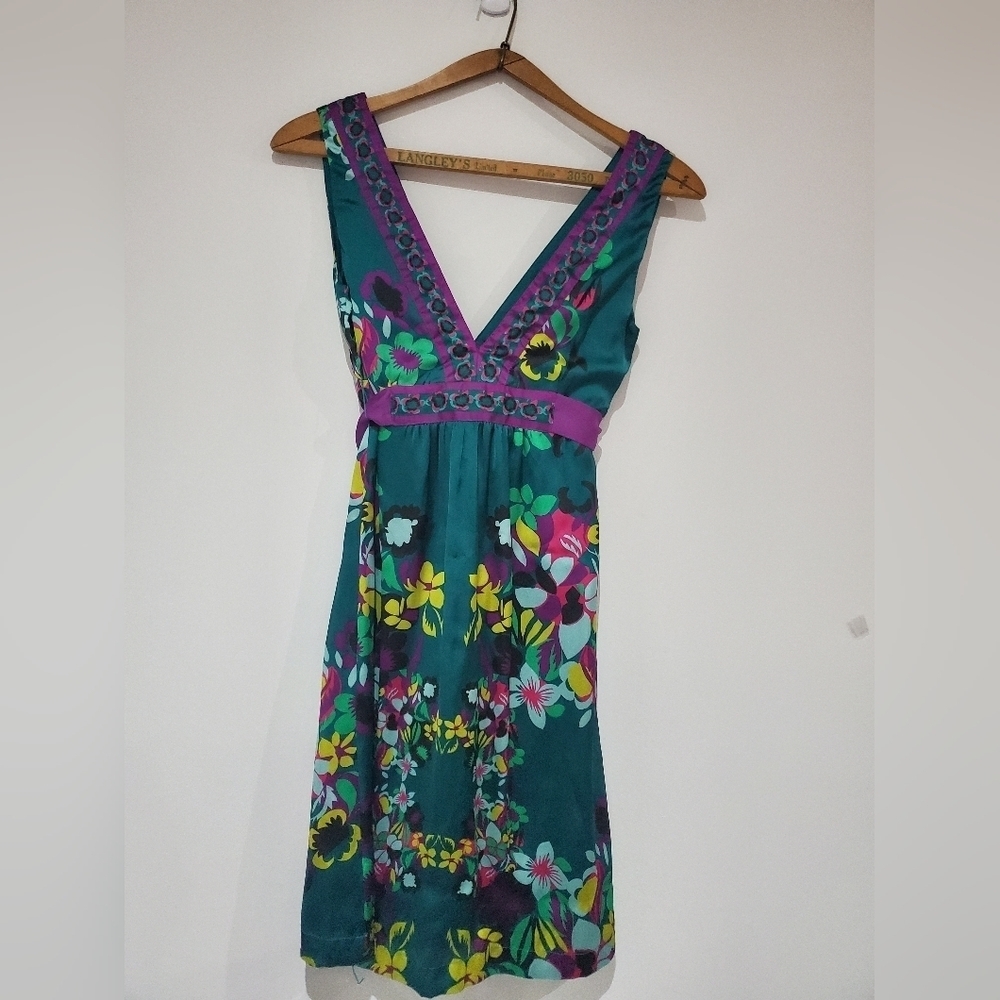 Y2K H&M V-neck/back emerald green floral Satin dress size 2